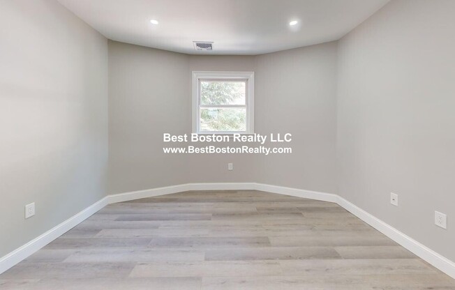 3 HARRIS RD