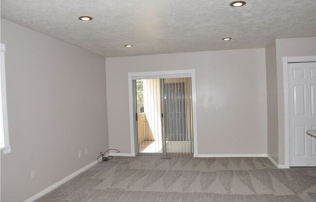 2 beds, 2 baths, $1,750