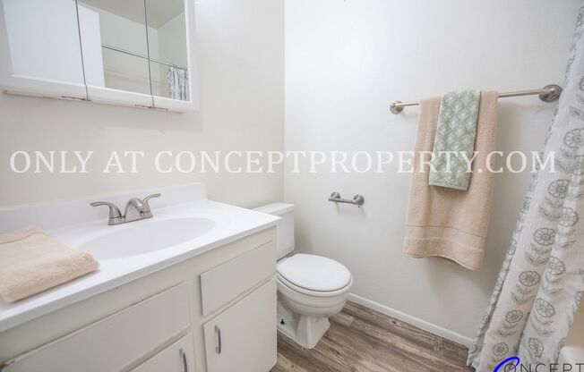 2 beds, 1 bath, 810 sqft, $1,199, Unit 84