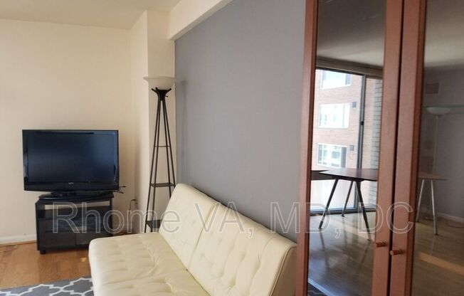 950 25th St NW, Unit 604N