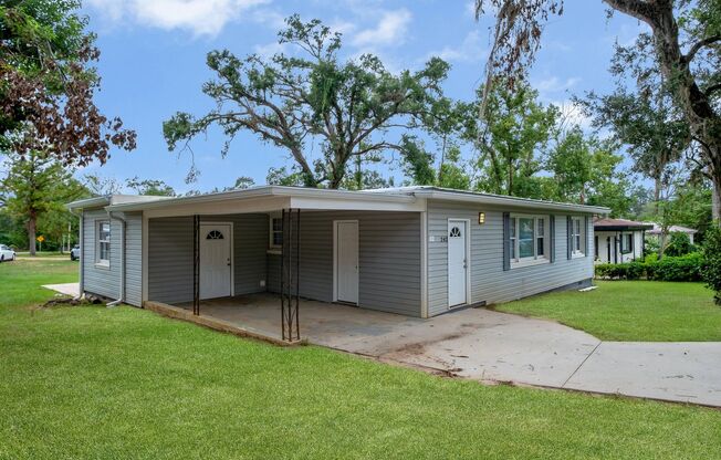 Renovated 4/3 House Near FSU! Move In Today!