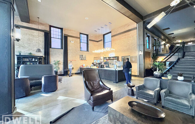 1515 W Monroe St.