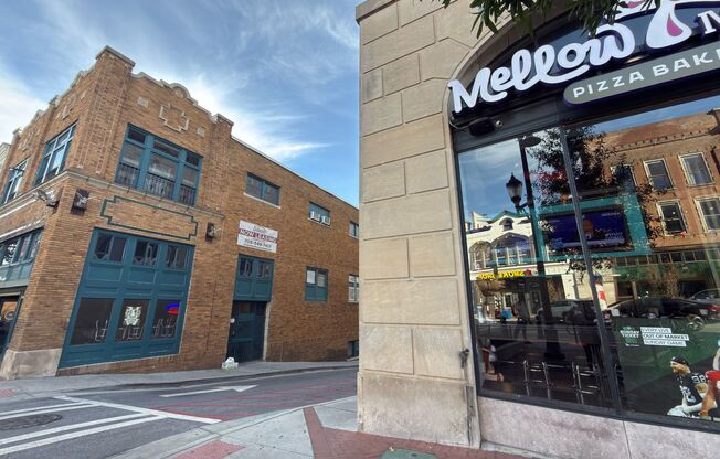 400 E Clayton St Residential Complex