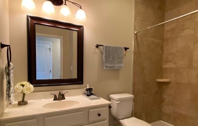 3 beds, 2 baths, 1,500 sqft, $3,475, Unit 450SMA1