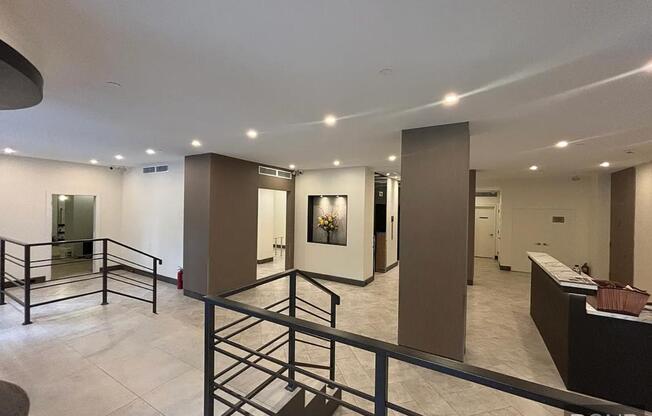 1 bed, 1 bath, $5,600, Unit 6I