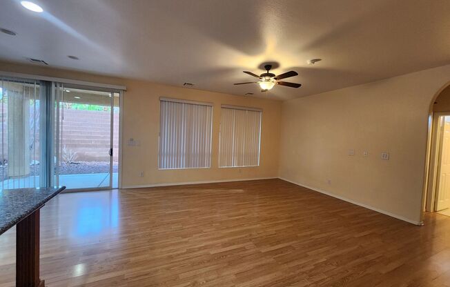 Beautiful open floor plan in Gated Summerlin Community