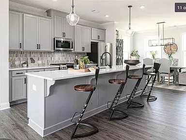 2700 WHISTLER WAY NE