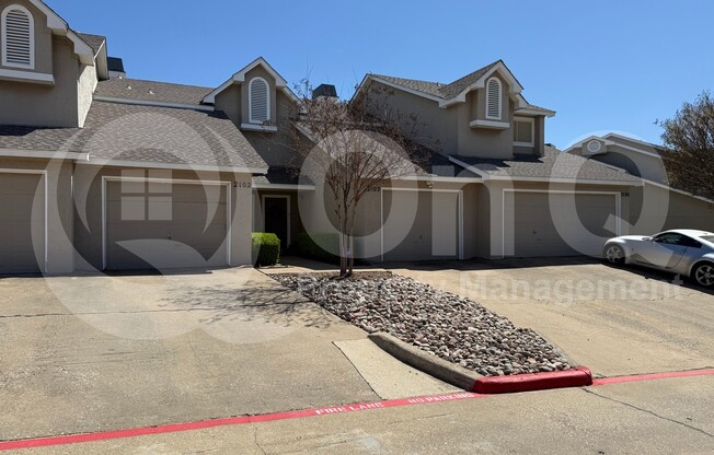 1 bed, 1.5 baths, 884 sqft, $1,750, Unit 2103