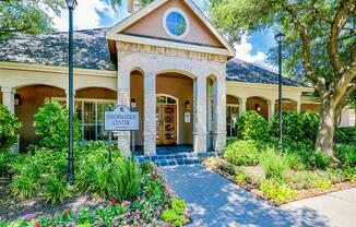 Curb appeal of Bentley Place at Willow Bend Apartments in West Plano, TX, For Rent. Now leasing 1, 2, and 3 bedroom apartments.