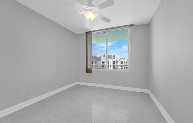 2 beds, 2 baths, $2,850, Unit #1911