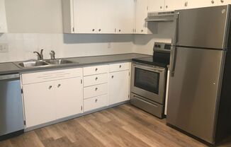 2 beds, 1 bath, 760 sqft, $1,100, Unit 22