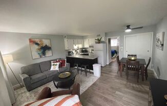 1 bed, 1 bath, 550 sqft, $1,300, Unit 1252 Corporate Rental