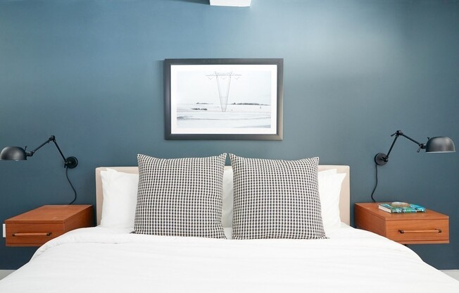 2 beds, 2 baths, $5,600, Unit 505