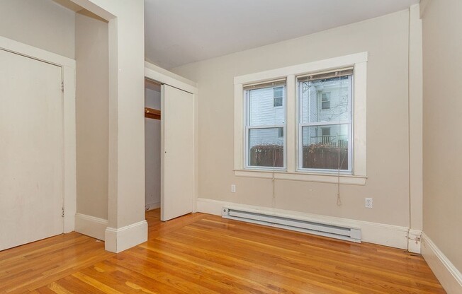 49 Porter St