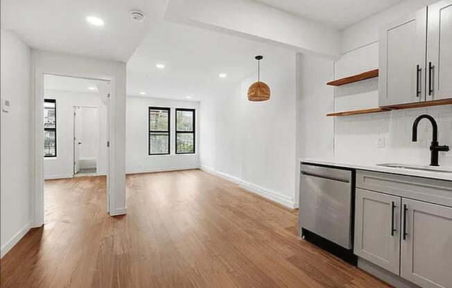 128 UN ST
