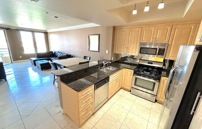 1 bed, 1 bath, $1,700, Unit #322