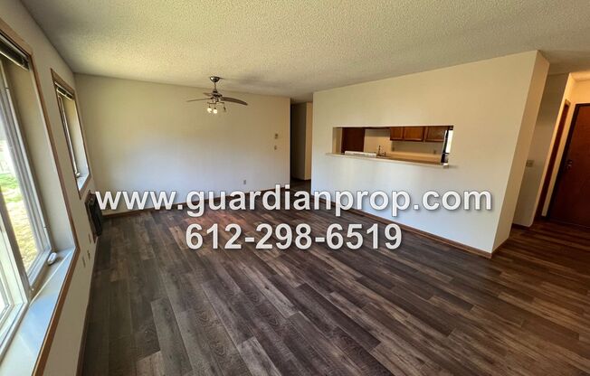 2 beds, 1 bath, 1,200 sqft, $1,450, Unit #4