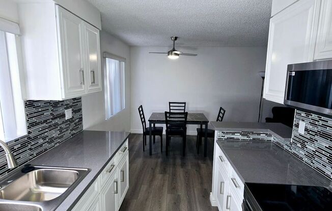 2 beds, 2 baths, 1,000 sqft, $3,195, Unit 205