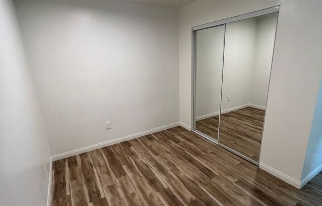 Studio, 1 bath, 430 sqft, $1,125, Unit 31