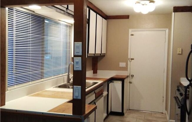 Cozy 3 Bed / 2 Bath Single-Family Home for Rent in Garland