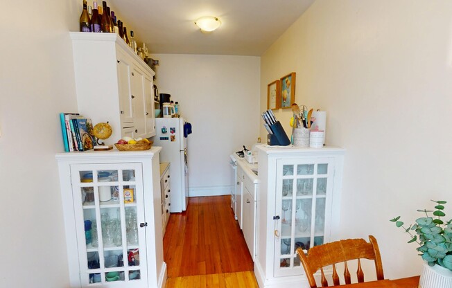 81 STRATHMORE RD
