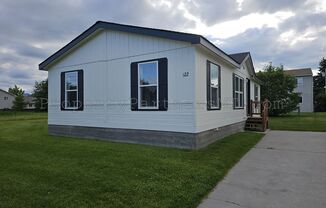 Very Nice 3 Bed 2 Bath Modular house
