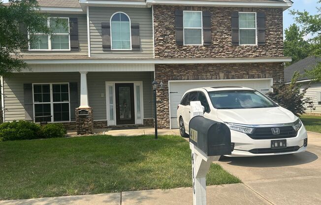 Beautiful Model Home 4 bedroom 2.5 bath