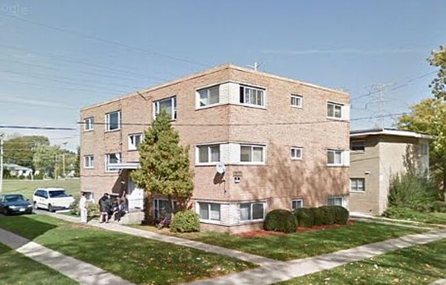 2100 Williamsburg Dr