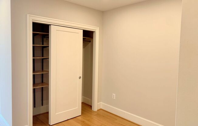 1 bed, 1 bath, $2,550, Unit 806