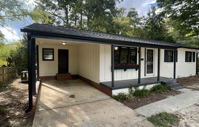 3 Bd 2.5 Ba Ranch with carport