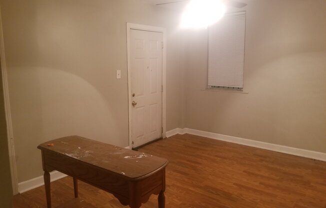 323 W 51 ST