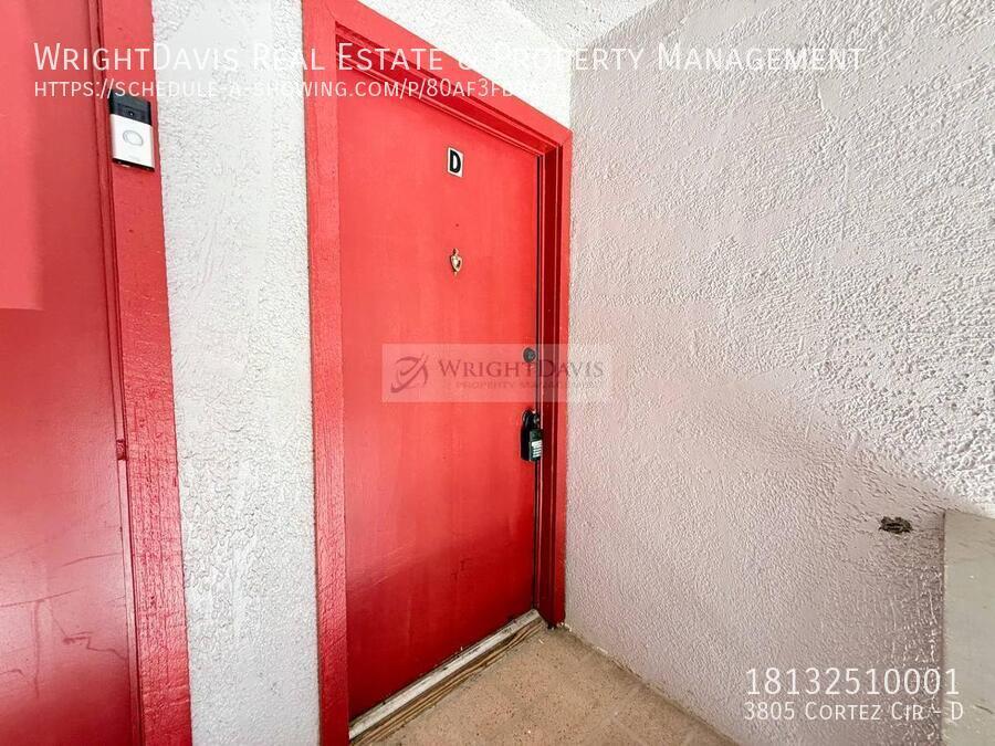 3805 CORTEZ CIR
