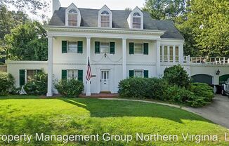 2394 QUINCY ST NORTH