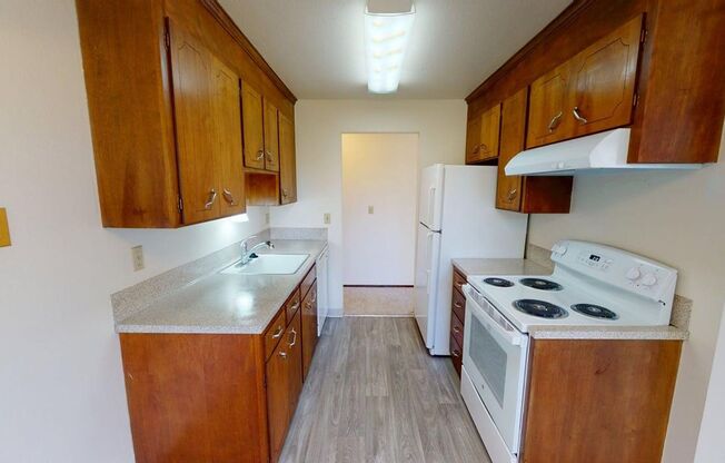 7101 LIVE A HALF MILE TO GREEN LAKE & 3 BLOCKS TO THE ROOSEVELT LIGHT RAIL