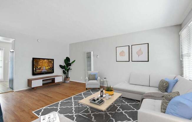 527 Washington