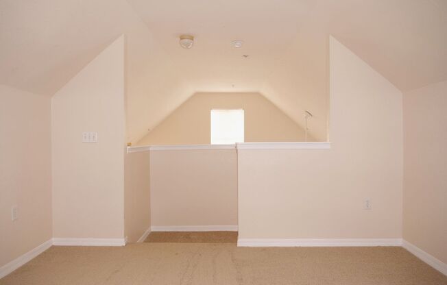 2 beds, 2 baths, $1,795, Unit Unit 821