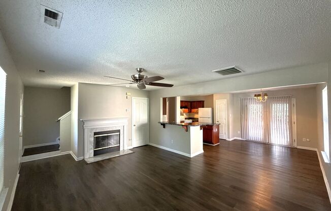 1601 ELK CRK CT