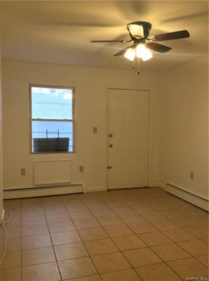 3 beds, 2 baths, 1,000 sqft, $3,400