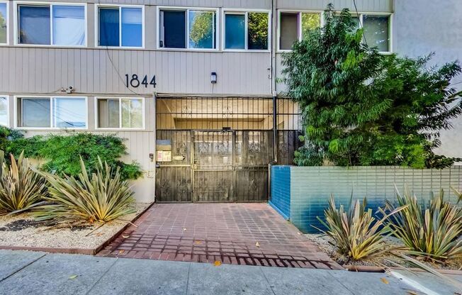 1844 7th Avenue