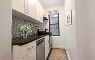 400 W 58th St