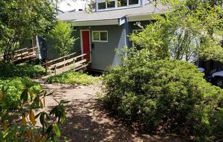 3985/3995 Willamette St.