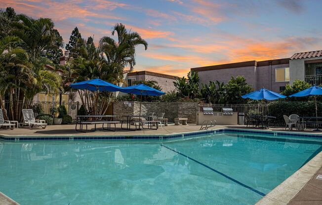 2 beds, 1 bath, 880 sqft, $2,538, Unit 007