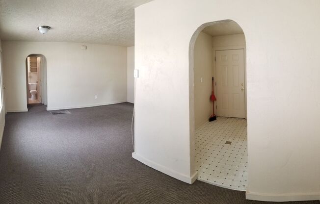 1 bed, 1 bath, 550 sqft, $650