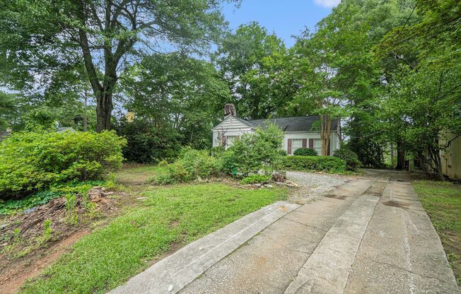 2 bdrm, 1 bath near Emory and the CDC.