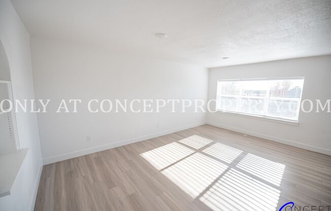 1 bed, 1 bath, 570 sqft, $1,349, Unit 27