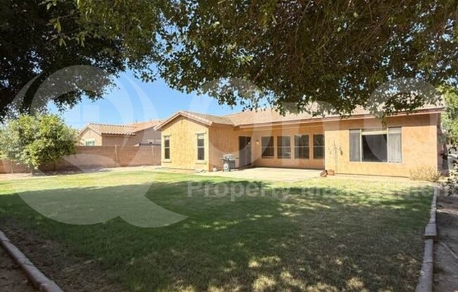 1341 S CAMELLIA CT