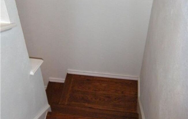 2 beds, 2.5 baths, $2,000