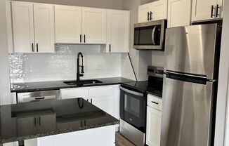 1 bed, 1 bath, 626 sqft, $1,995, Unit 45-530