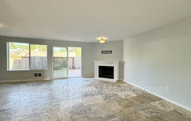 7285 SW 158 PL