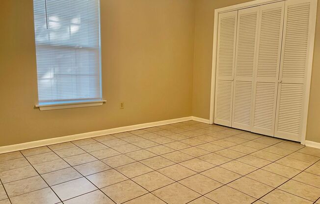 Lakewood Commons Condominiums L102